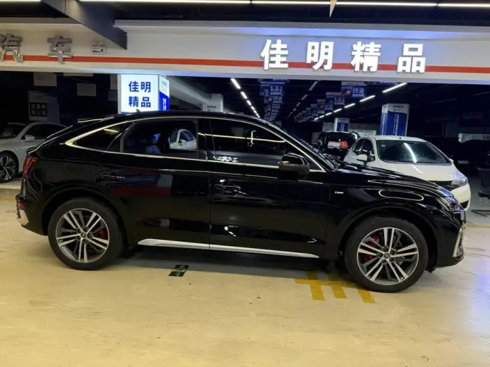 Audi Q5L Sportback 2021 Model 40 TFSI Luxury Model – фото 7