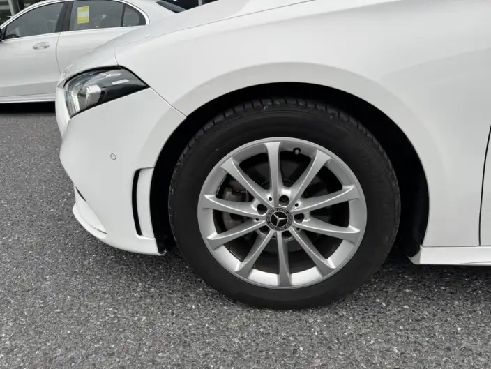 Mercedes-Benz A-class 2021 Model A 200 L Sports sedan Fashion Edition – фото 8