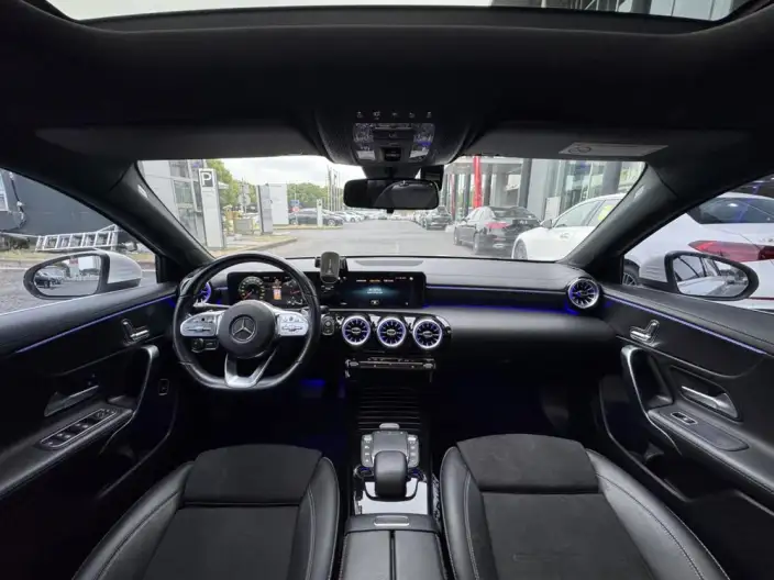 Mercedes-Benz A-class 2021 Model A 200 L Sports sedan Fashion Edition – фото 10
