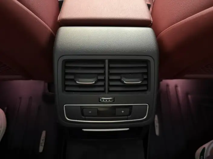 Audi A4 L 2022 Model 40 TFSI Luxury Dynamic Model – фото 6