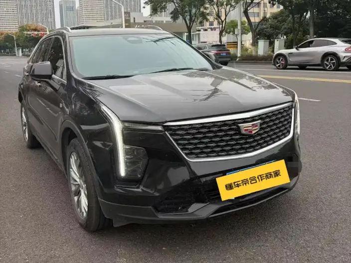 Cadillac XT4 2024 Model 28T 2WD Luxury Model – фото 2