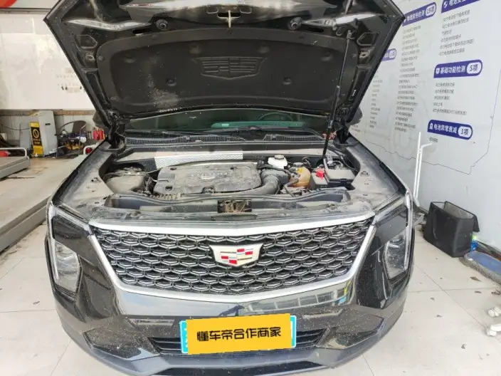 Cadillac XT4 2024 Model 28T 2WD Luxury Model – фото 4