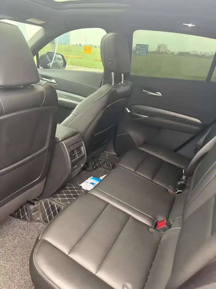 Cadillac XT4 2024 Model 28T 2WD Luxury Model – фото 7