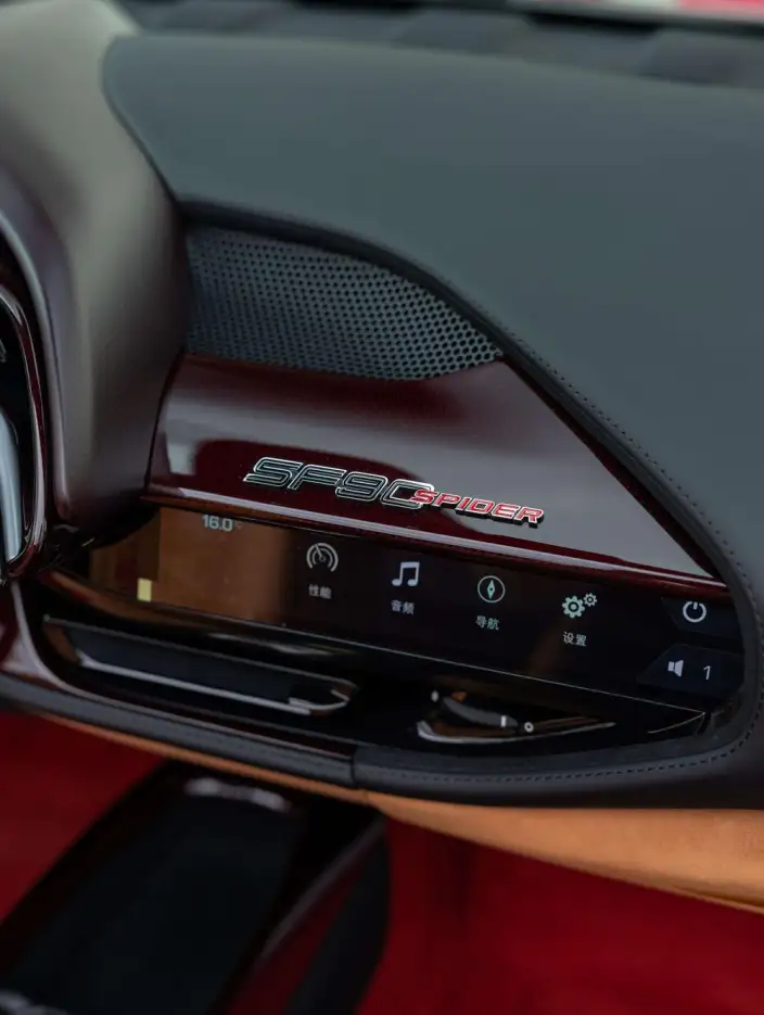 Ferrari SF90 2021 Model 3.9T V8 Spider – фото 8