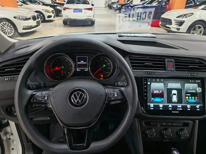 Volkswagen Tiguan L 2021 Model 330TSI Automatic 2WD Comfort Edition – фото 9