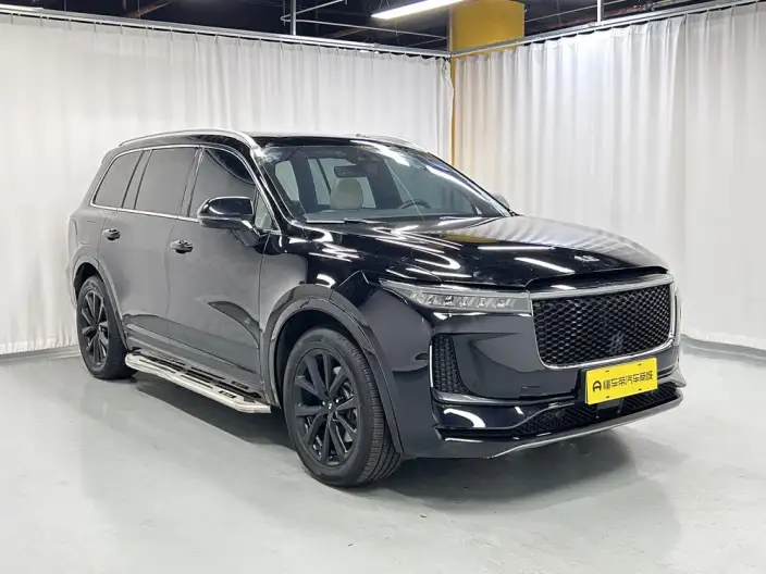 Li Auto ONE 2020 Model Extended Range 6 seat Edition – фото 3