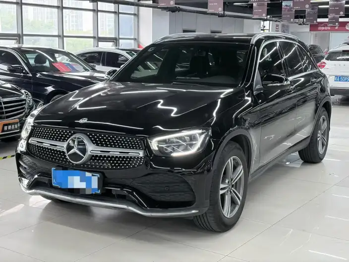 Mercedes-Benz GLC 2020 Model GLC 260 L 4MATIC Luxury Model – фото 1