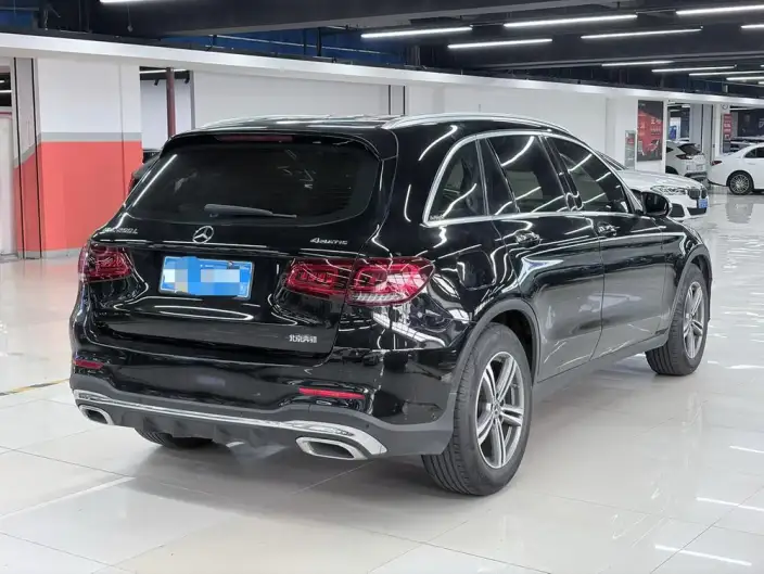 Mercedes-Benz GLC 2020 Model GLC 260 L 4MATIC Luxury Model – фото 4