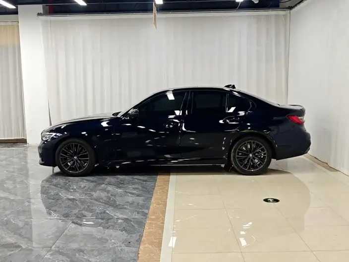 BMW 3 Series 2021 Model 330i M Sports Night Set – фото 4