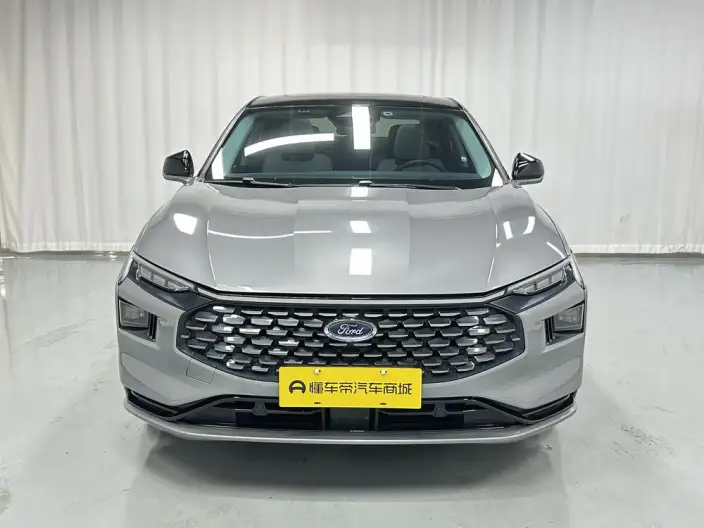 Ford Mondeo 2022 Model Facelift EcoBoost 245 Luxury Model – фото 2