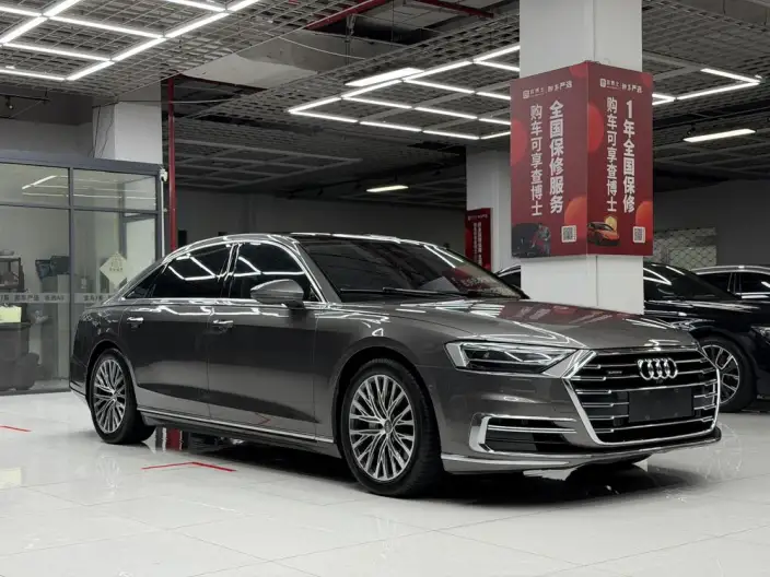 Audi A8 2021 Model A8L 50 TFSI quattro Comfort Model – фото 3