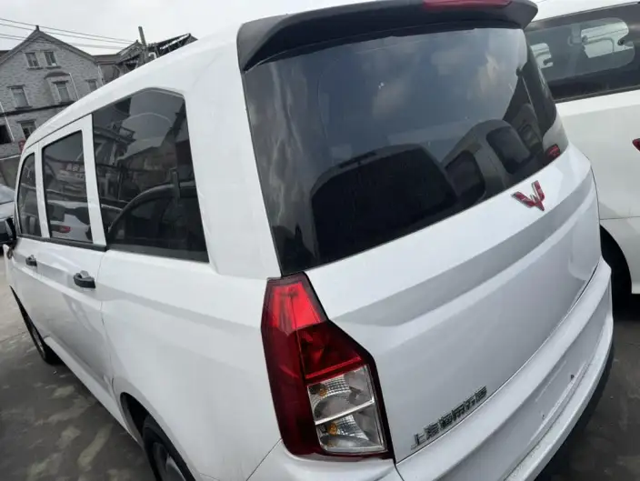 WULING Hongguang Plus 2020 Model 1.5L Manual Standard Model 5 seat – фото 4