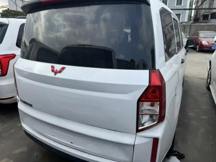 WULING Hongguang Plus 2020 Model 1.5L Manual Standard Model 5 seat – фото 7