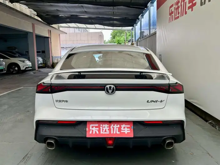 Changan UNI-V 2023 Model 1.5T Noble Model – фото 4