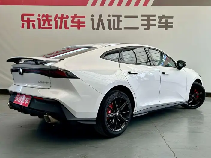 Changan UNI-V 2023 Model 1.5T Noble Model – фото 5