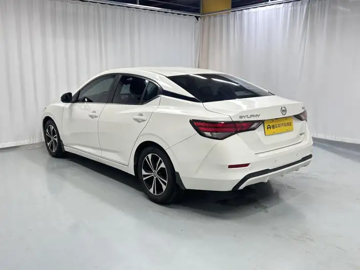 Nissan Sylphy 2020 Model 1.6L XL CVT Yuexiang Edition – фото 5