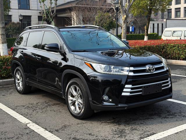 Toyota Highlander Модель 2018 года 2.0T 4WD Elite Edition 7 seat Country VI – фото 3