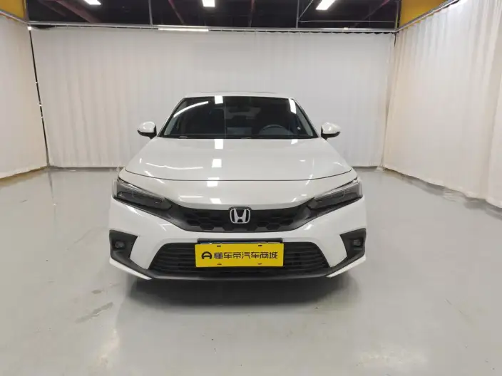 Honda Civic 2023 Model HATCHBACK 240TURBO CVT Extreme Leap Edition – фото 2