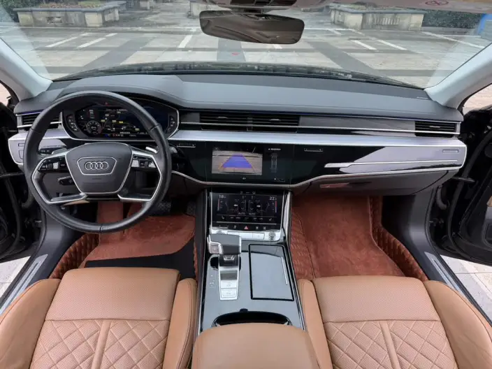 Audi A8 2021 Model A8L 50 TFSI quattro Comfort Model – фото 8
