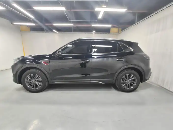 Hongqi HS5 2025 Model 2.0T Flag Xiang Pro Edition – фото 4