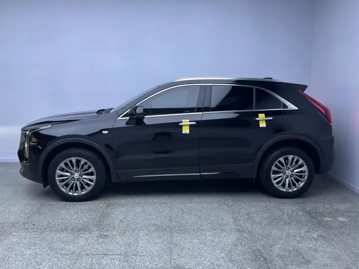 Cadillac XT4 2024 Model 28T 2WD Luxury Model – фото 4