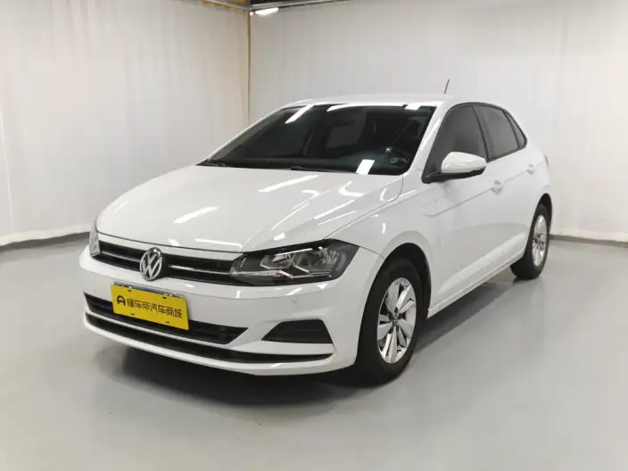 Polo 2023 Model Facelift Plus 1.5L Automatic Indulge in Music Letterpress – фото 1