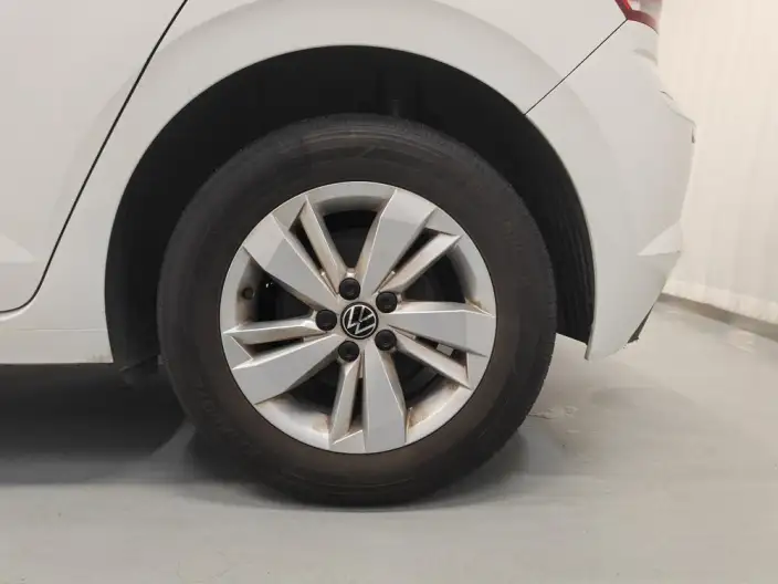 Polo 2023 Model Facelift Plus 1.5L Automatic Indulge in Music Letterpress – фото 9