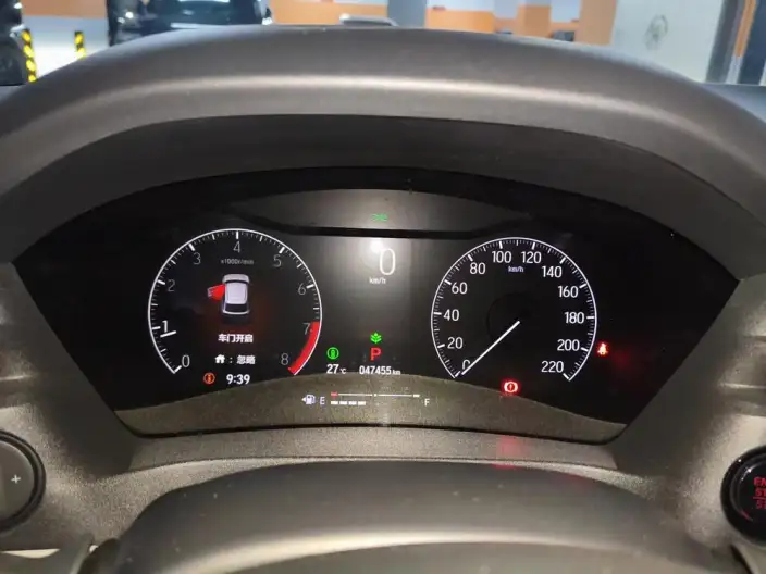 Honda Vezel 2023 Model 1.5L CVT Deluxe Edition – фото 6