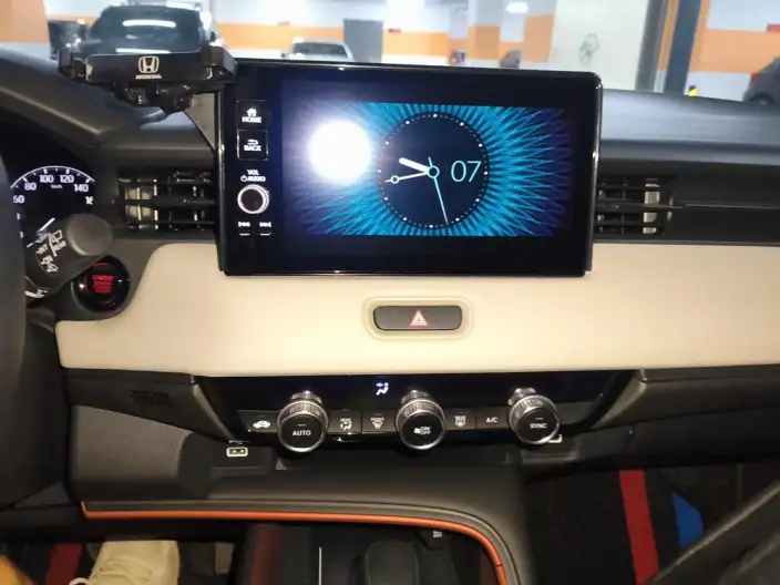 Honda Vezel 2023 Model 1.5L CVT Deluxe Edition – фото 8