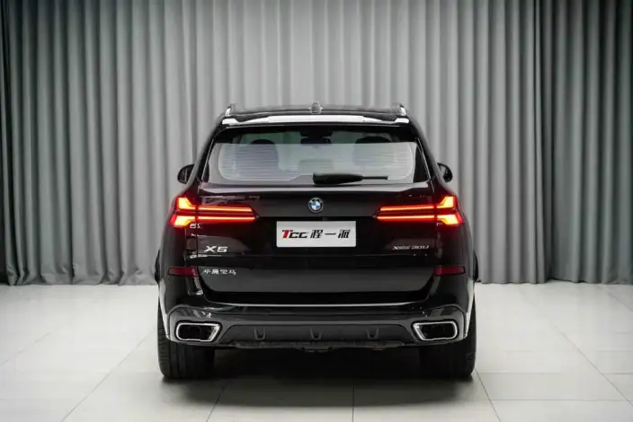 BMW X5 2023 Model xDrive30Li Exclusive Model M Sports Set – фото 4