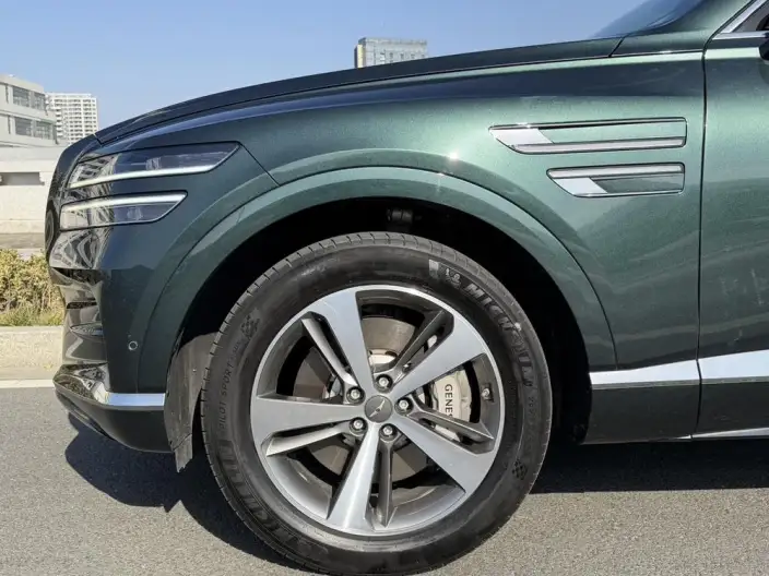 Genesis GV80 2023 Model 2.5T 4WD Ultimate Edition 6 seat – фото 8