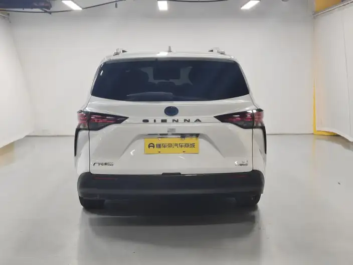 Toyota Sienna 2021 Model 2.5L Hybrid Comfort Edition – фото 6