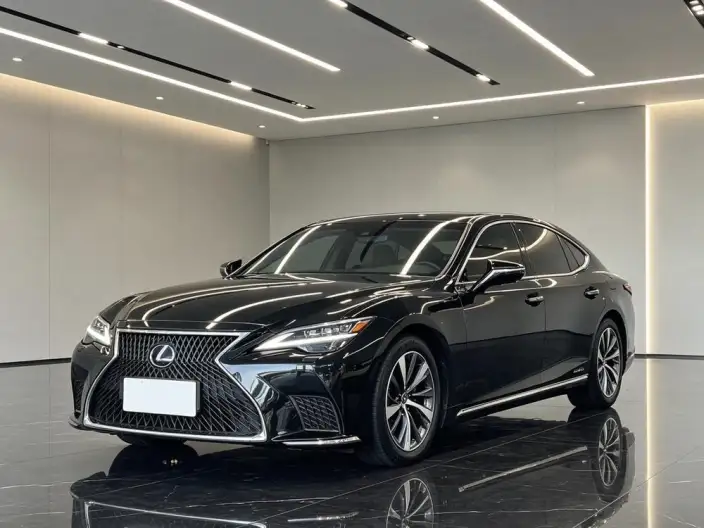 Lexus LS 2021 Model 500h Superior Edition – фото 1