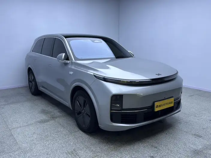 Li Auto L8 2024 Model Pro Edition