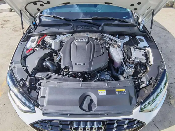 Audi A4 L 2022 Model 40 TFSI Luxury Dynamic Model – фото 6