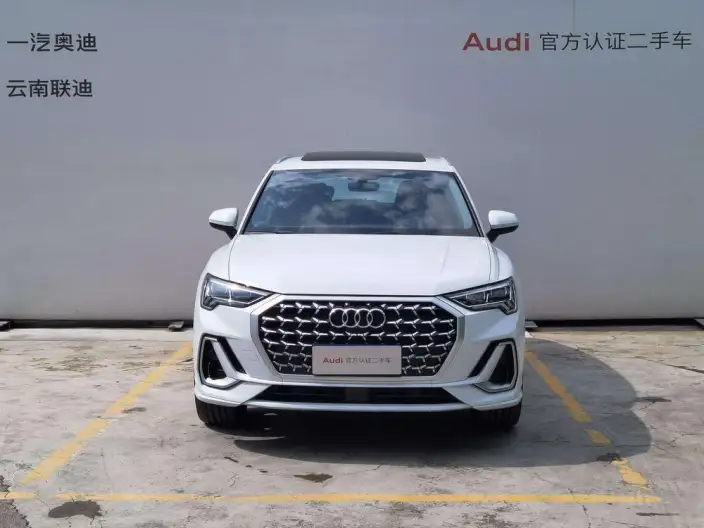 AUDI Q3 2026 Model quattro 45th Anniversary Collector Edition Edition 35 TFSI Fashion Dynamic Model – фото 2