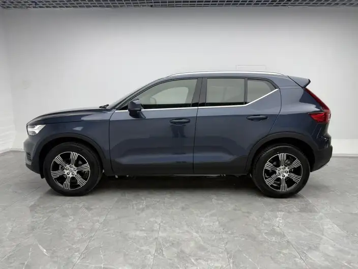 Volvo XC40 2021 Model T3 Smart Range Deluxe Edition – фото 4