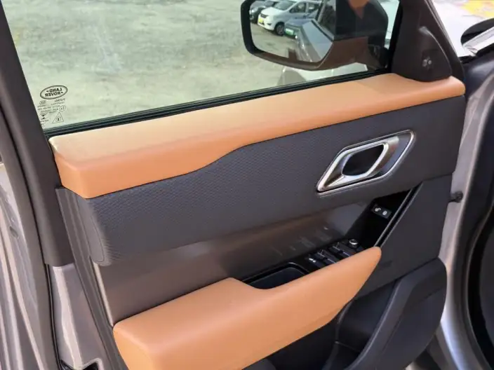 Range Rover Velar 2020 Model P250 R-DYNAMIC S – фото 10