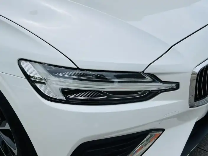 Volvo S60 2022 Model B4 Smart Range Deluxe Edition – фото 8