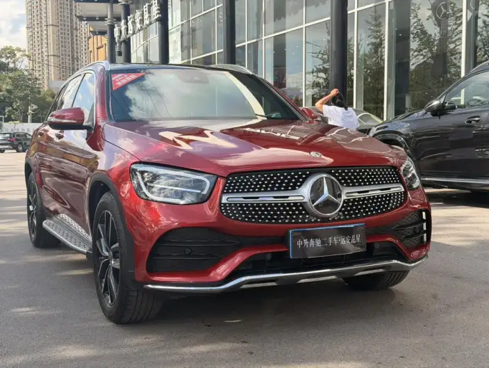 Mercedes-Benz GLC 2020 Model GLC 300 L 4MATIC Dynamic Model – фото 3