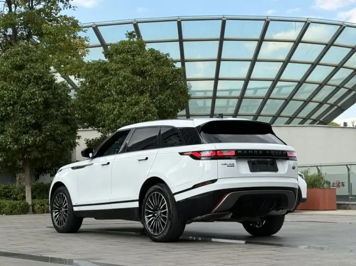 Range Rover Velar 2020 Model P250 R-DYNAMIC S – фото 5