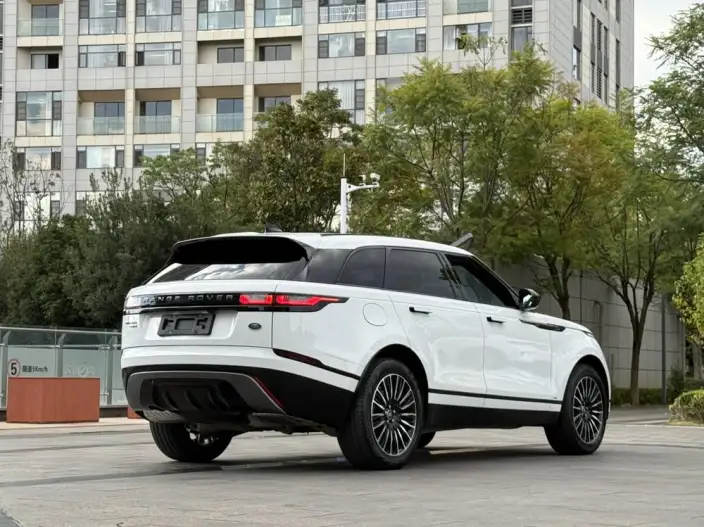Range Rover Velar 2020 Model P250 R-DYNAMIC S – фото 7