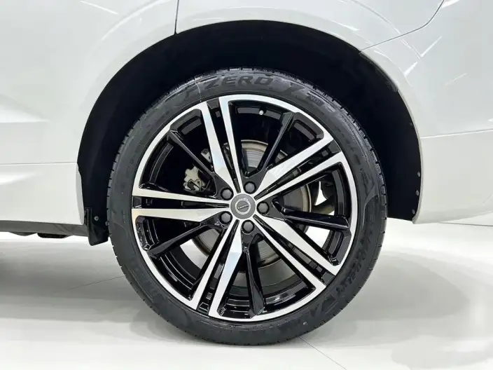 Volvo XC60 PHEV 2021 Model T8 E Drive Hybrid Smart Range Sports Edition – фото 7