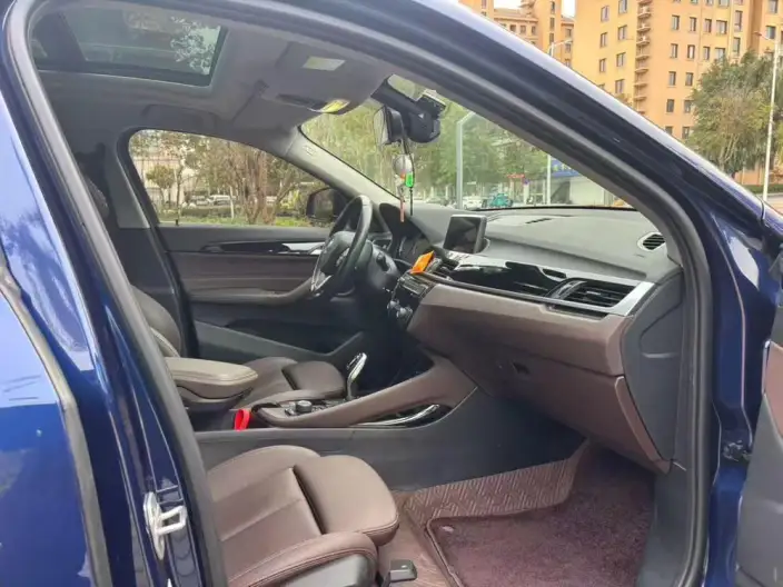 BMW X2 2020 Model sDrive25i Leading Model M Off-road Set – фото 8