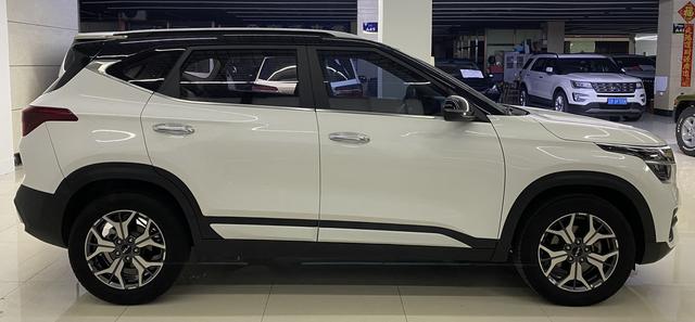 Kia Seltos 2021 1.5L CVT Com f ort – фото 3
