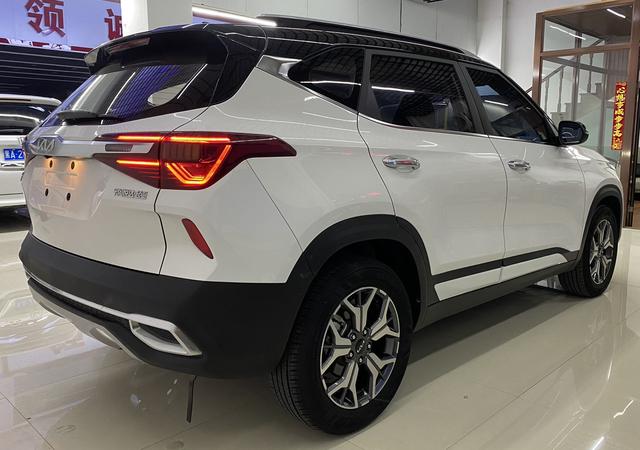 Kia Seltos 2021 1.5L CVT Com f ort – фото 4