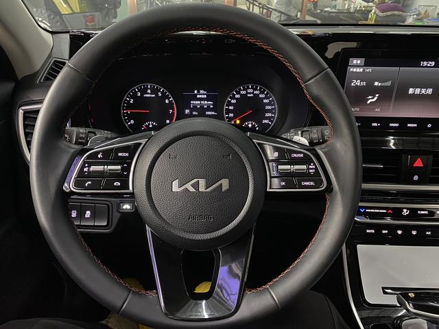 Kia Seltos 2021 1.5L CVT Com f ort – фото 9