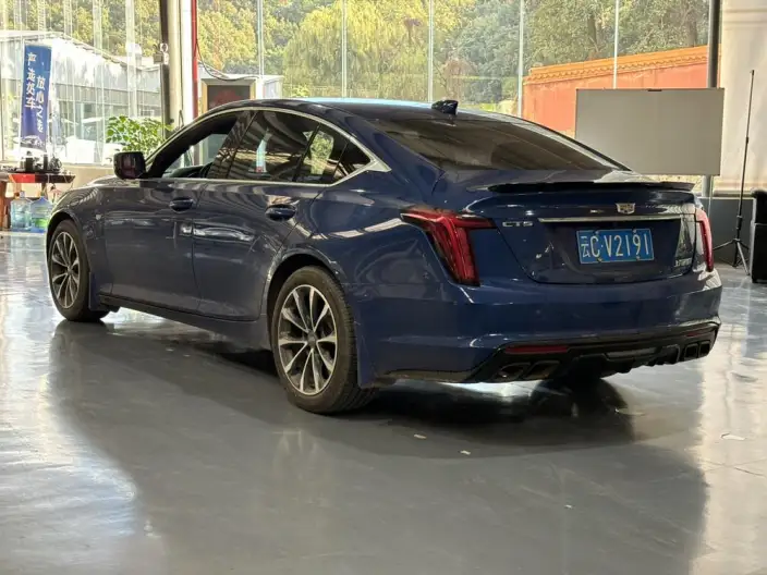 Cadillac CT5 2021 Model 28T Fashion Model – фото 4
