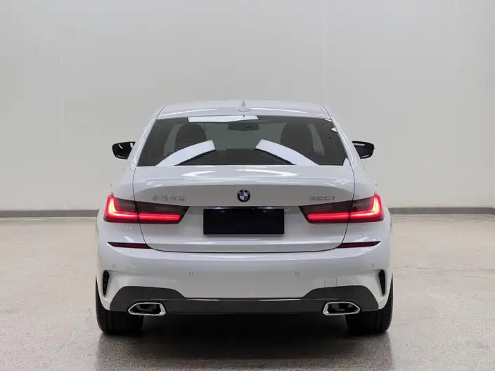 BMW 3 Series 2021 Model 325i M Sports Set – фото 6