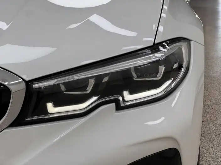 BMW 3 Series 2021 Model 325i M Sports Set – фото 9